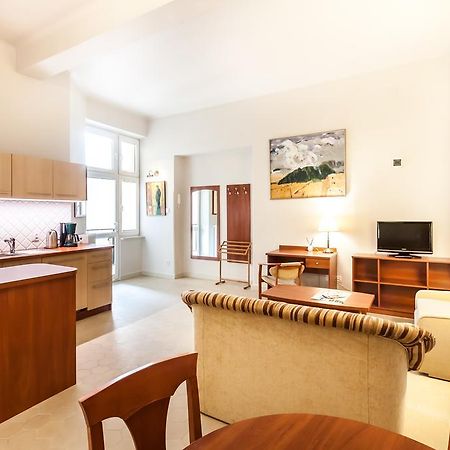 Apartamenty Rentalent Szpitalna 34 Krakau Exterior foto